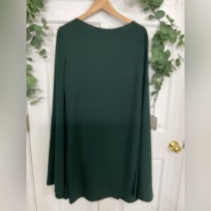 BELLA FLORE GREEN CAPE  DRESS MID LENGTH SLEEVELESSElegant Dark Green Cape.  XL